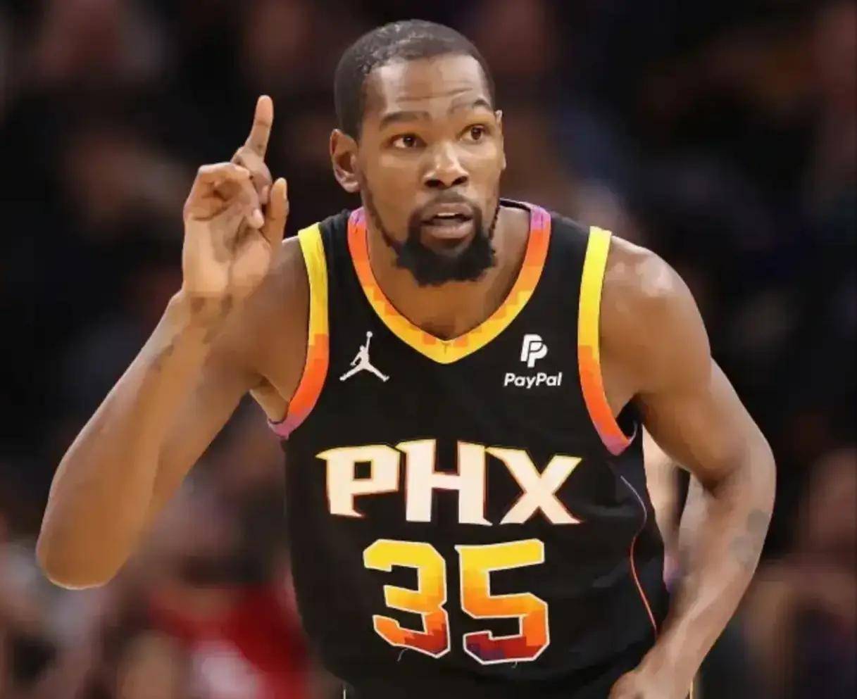 包含塞尔维亚队前途光明！，杜兰特新星领先优势明显表现突出观众掌声雷动的词条