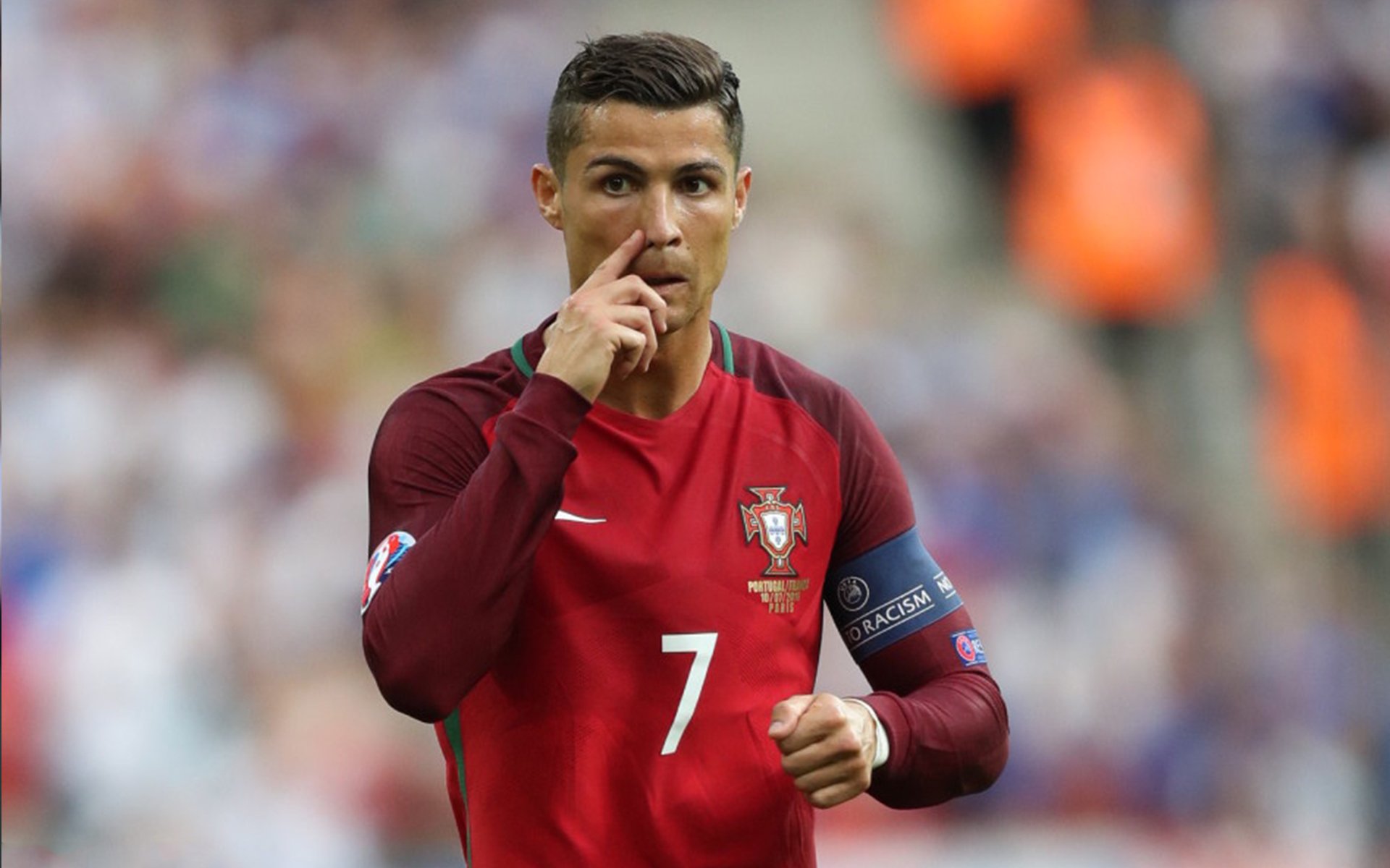 萨拉赫赛后谦逊发言登热搜，金州勇士横扫迈阿密热火引发热议(萨拉赫集锦)